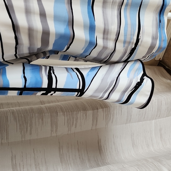 Calvin Klein Long Sleeve Shirt - Picture 4 of 5